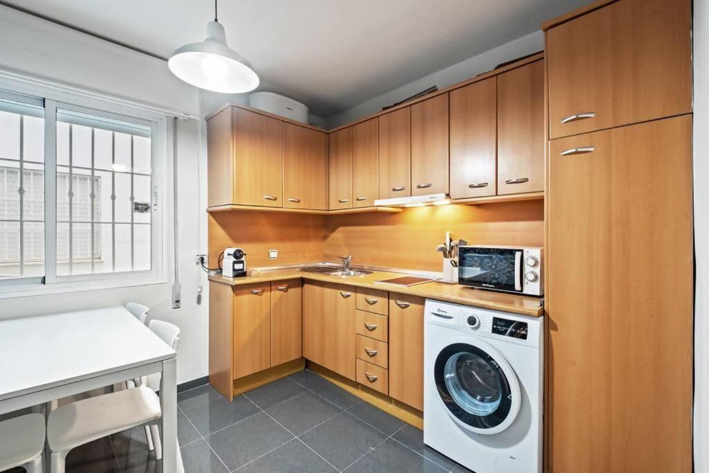 Ferienwohnung Piso En Atarazanas Málaga Exterior foto