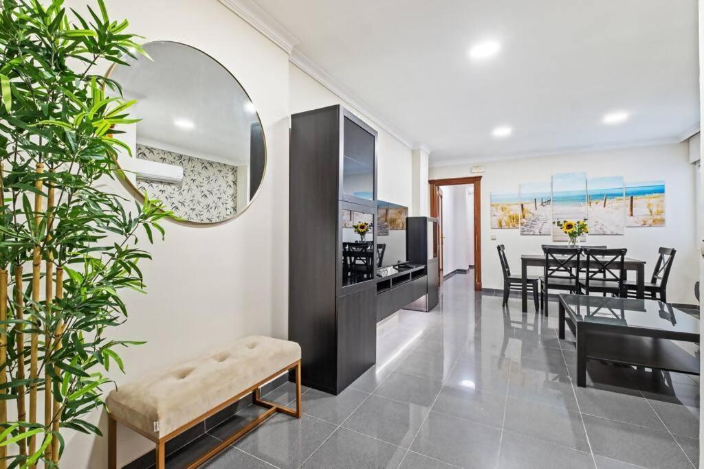Ferienwohnung Piso En Atarazanas Málaga Exterior foto